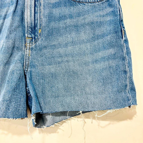 DIVIDED High-waisted washed bermuda shorts - Picture 4 of 7